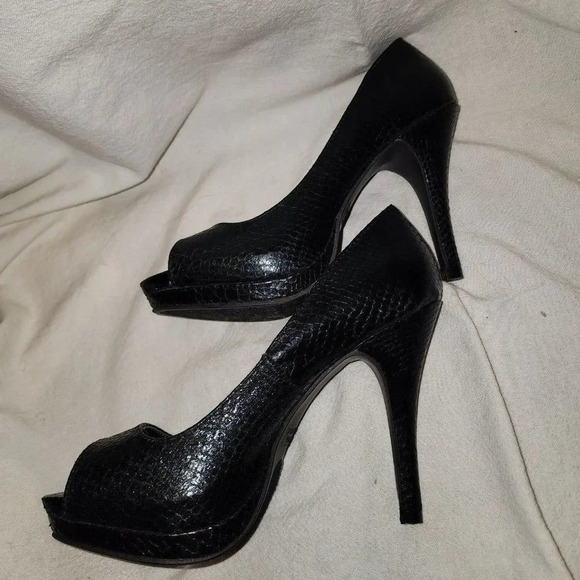 Rampage, BNIB Black Faux Snake Skin Heel, Size 8.5 - Picture 2 of 9